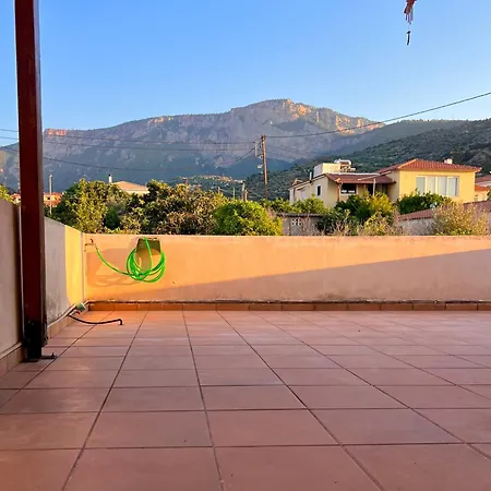 Village House Petalou