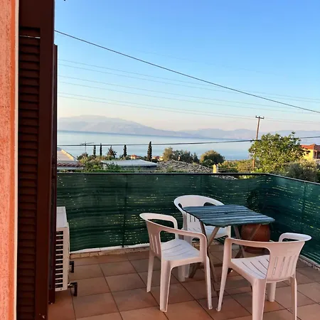 Semesterbostad Village House