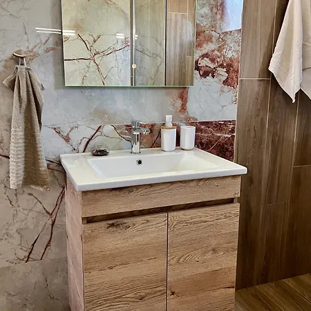 Village House Feriehus Petalou