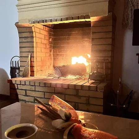 Village House * Petalou